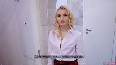 Nom-noman kuliah mbeling pacare karo kancane | POV lan cum nang dheweke pus!